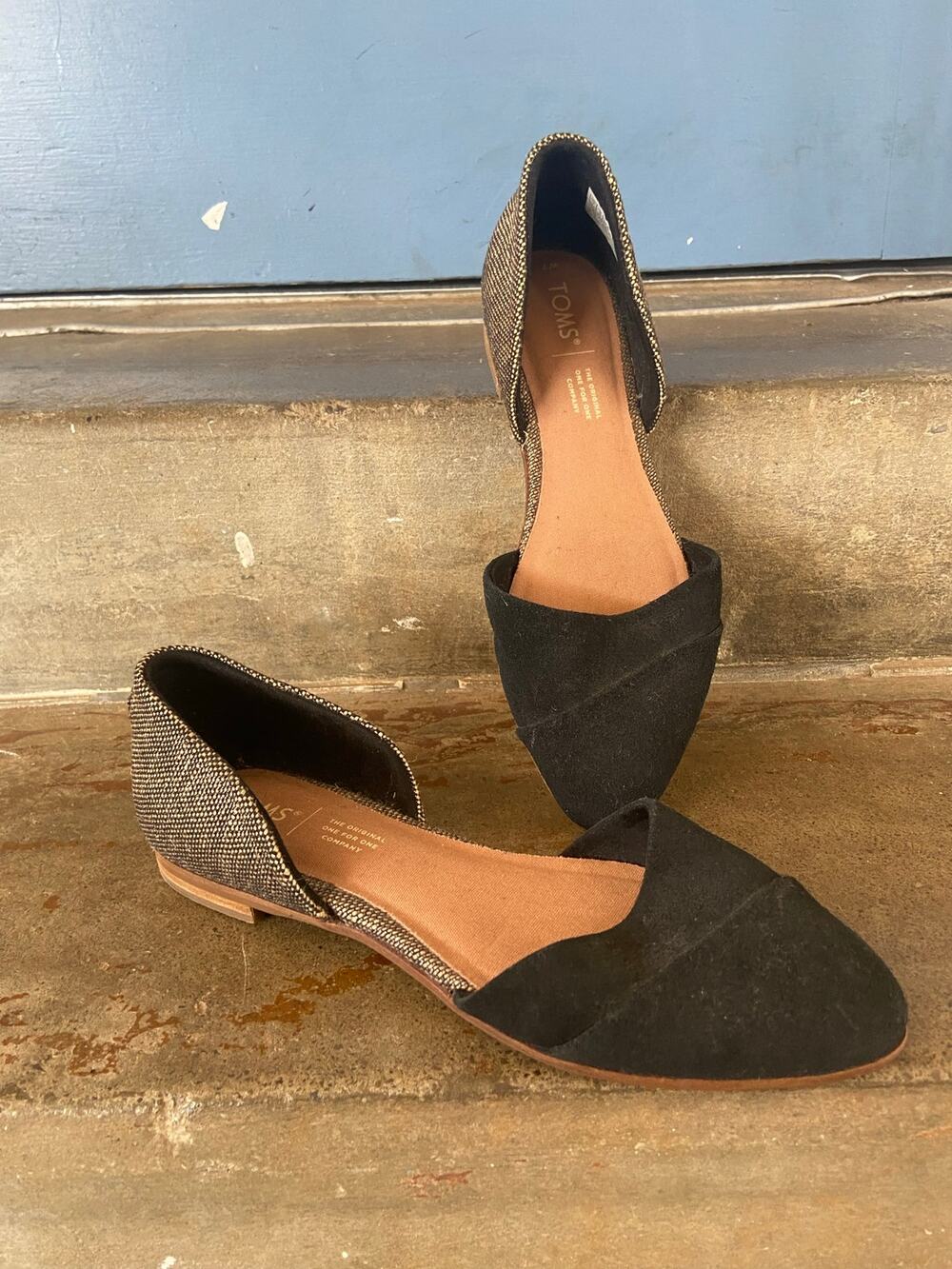 TOMS black and tweed 2 pc D’Orsay closed toe flat shoe